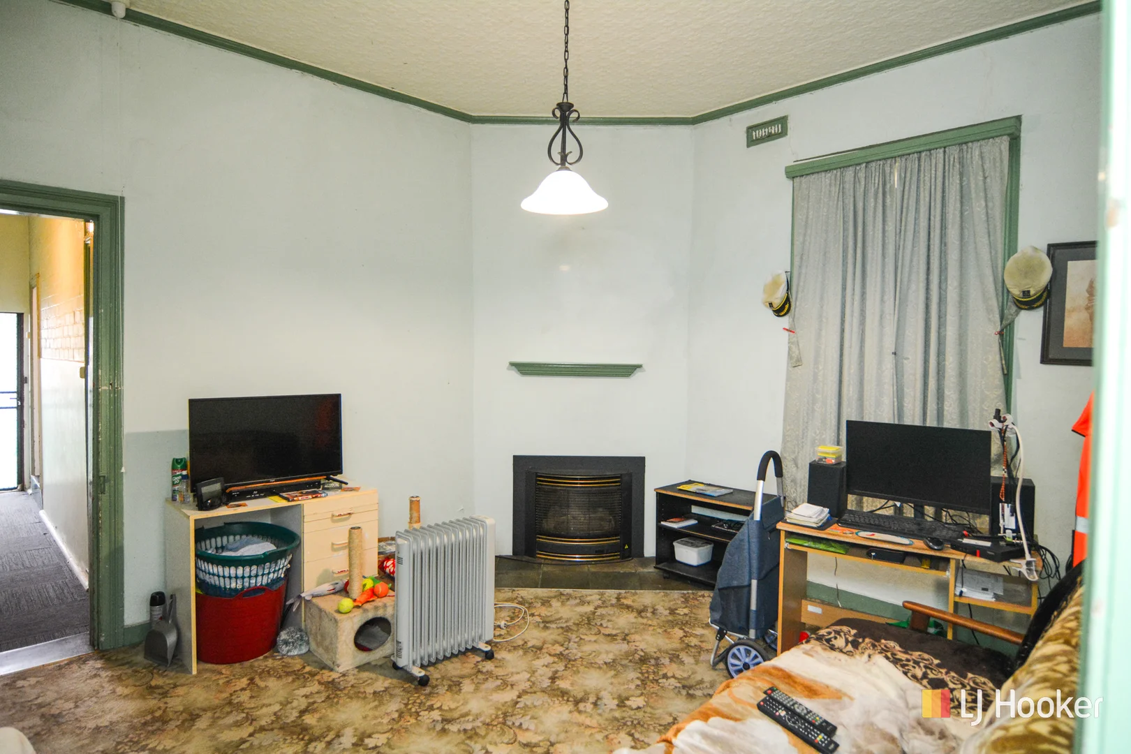 Image 7