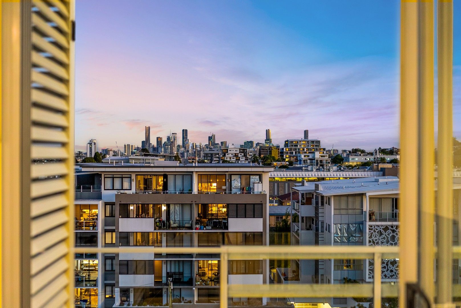 3 bedrooms Apartment / Unit / Flat in 601/13-15 Isedale Street WOOLOOWIN QLD, 4030
