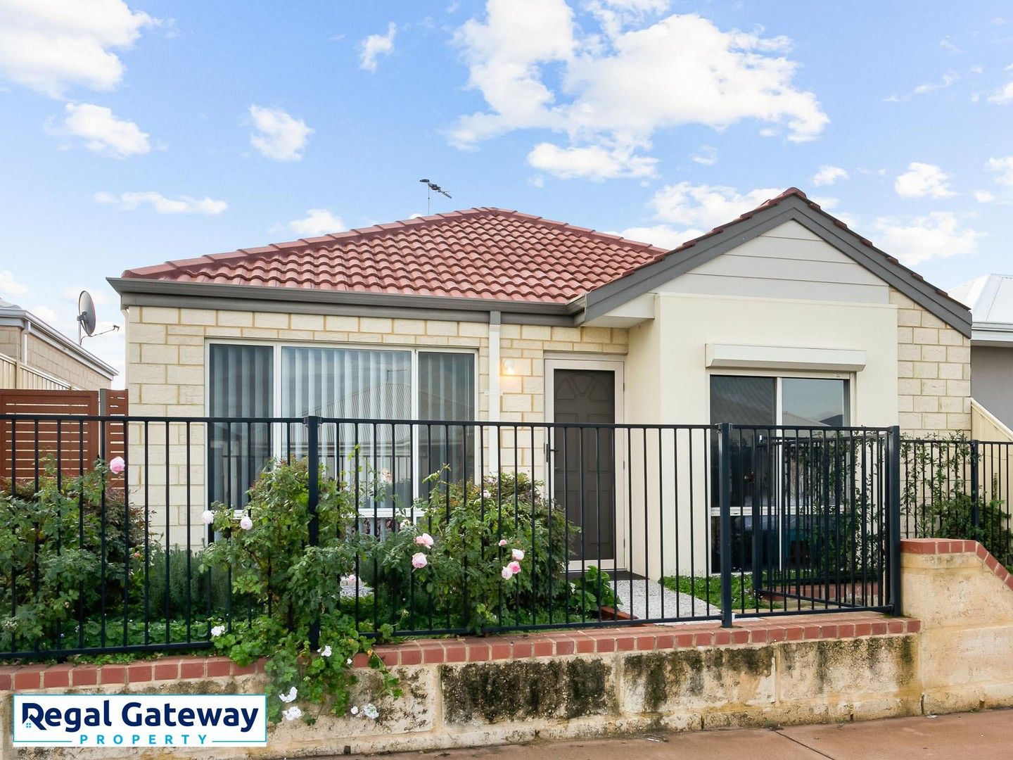 28 Birch Road, Aubin Grove WA 6164, Image 0