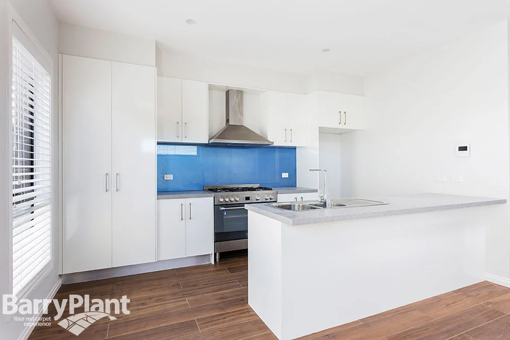 Additional image 2 of 2/16 La Rochelle Boulevard, Point Cook VIC 3030