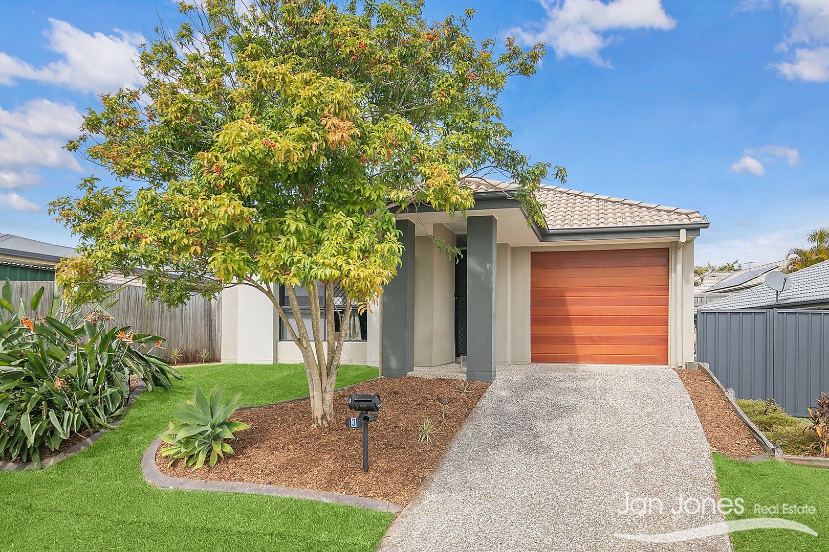 3 Chase Cres, North Lakes QLD 4509, Image 0