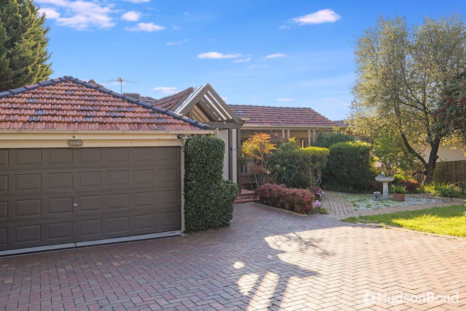 5 bedrooms House in 18 Ellsa Street BALWYN NORTH VIC, 3104