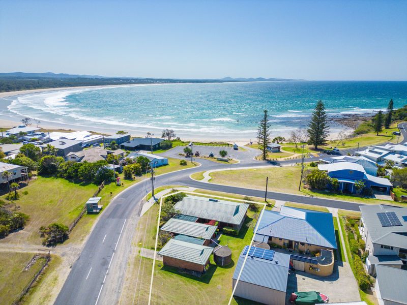 2 Third Avenue, Arrawarra Headland NSW 2456, Image 1