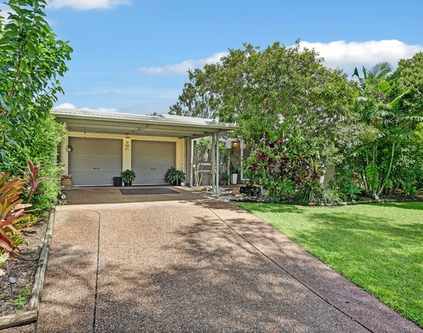 21 Winston Crescent, Kirwan QLD 4817