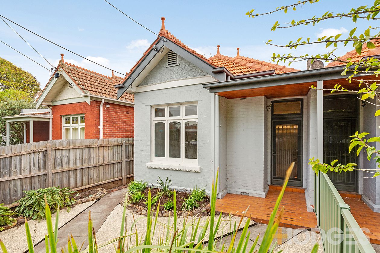 3 bedrooms House in 252 Alma Road CAULFIELD NORTH VIC, 3161
