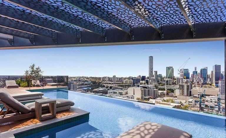 2 bedrooms Apartment / Unit / Flat in 1006/4 Edmondstone Street SOUTH BRISBANE QLD, 4101