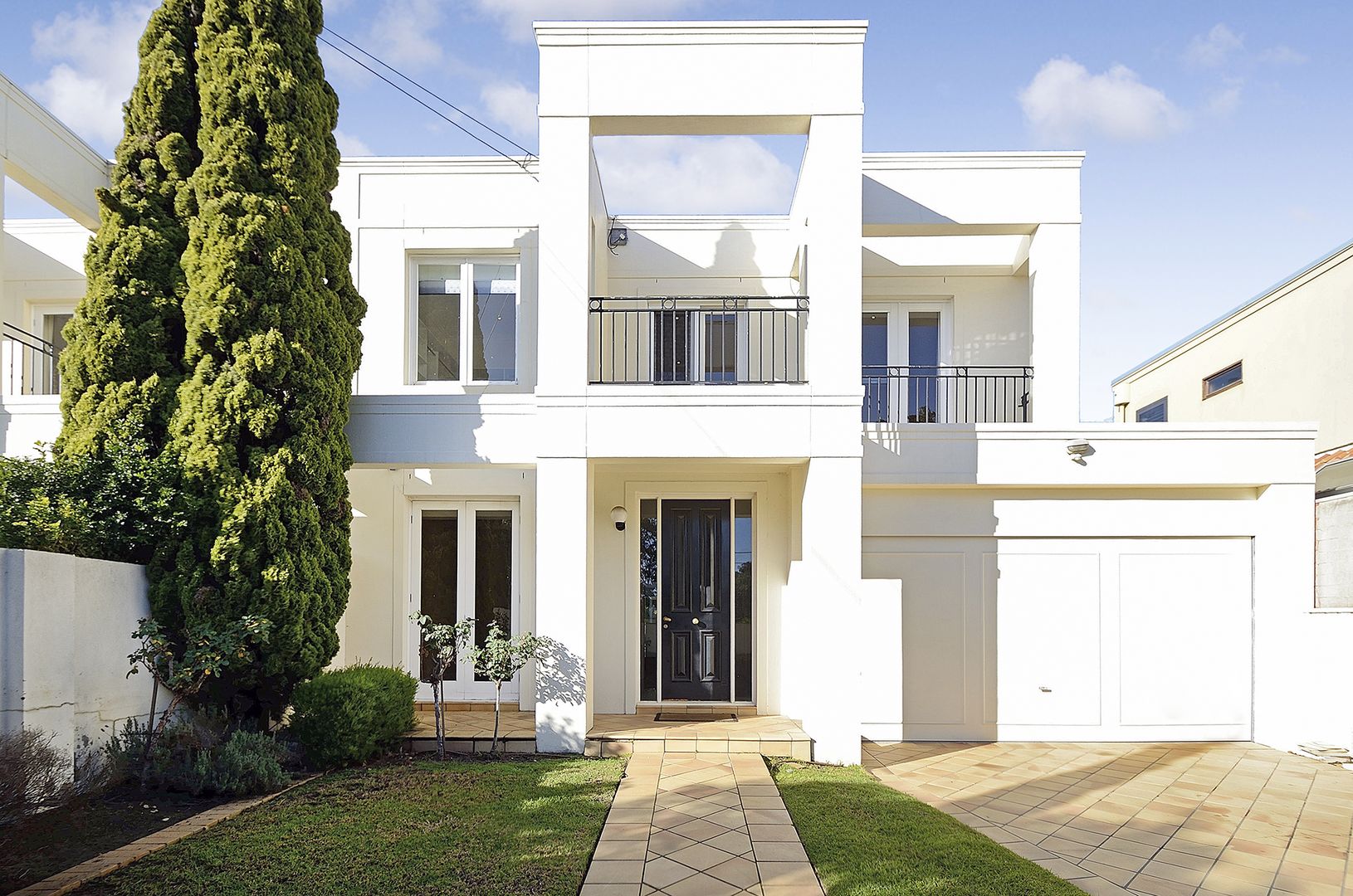 4 bedrooms House in 48 Roslyn Street BRIGHTON VIC, 3186