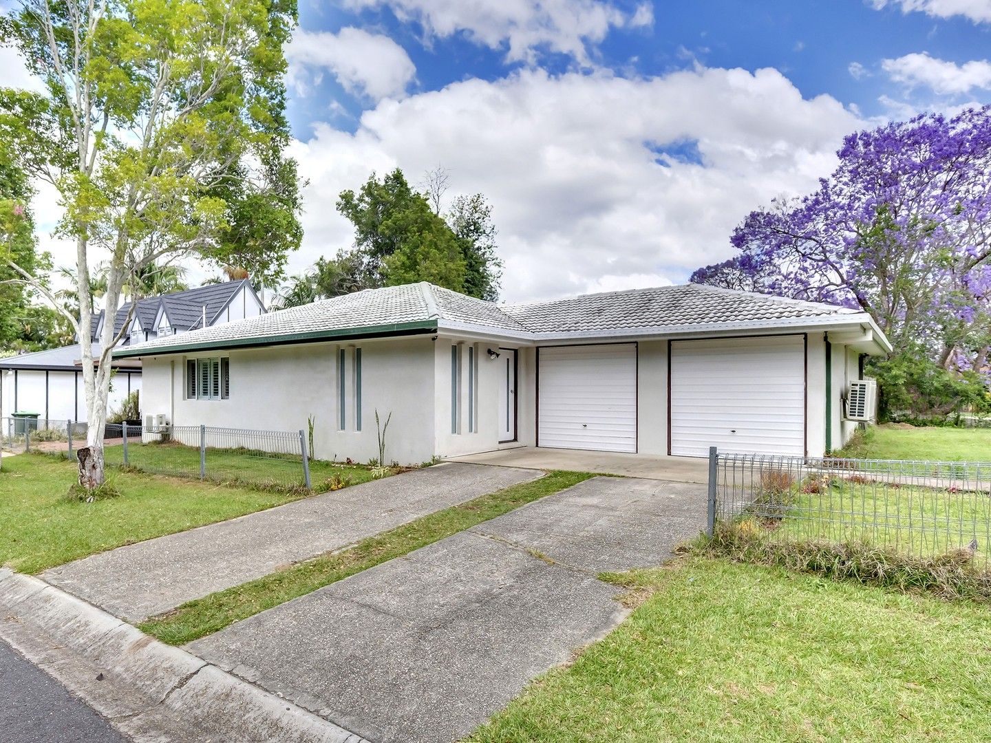 3 bedrooms House in 2 Debbie Street THE GAP QLD, 4061