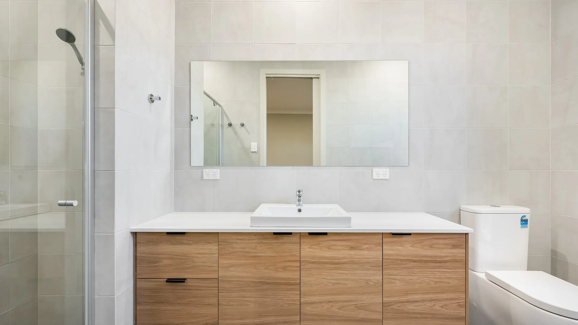 Additional image 11 of 3B Mcneilly Crescent, Seaton SA 5023