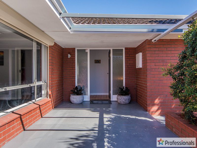 25 Menli Place, Orelia WA 6167, Image 2