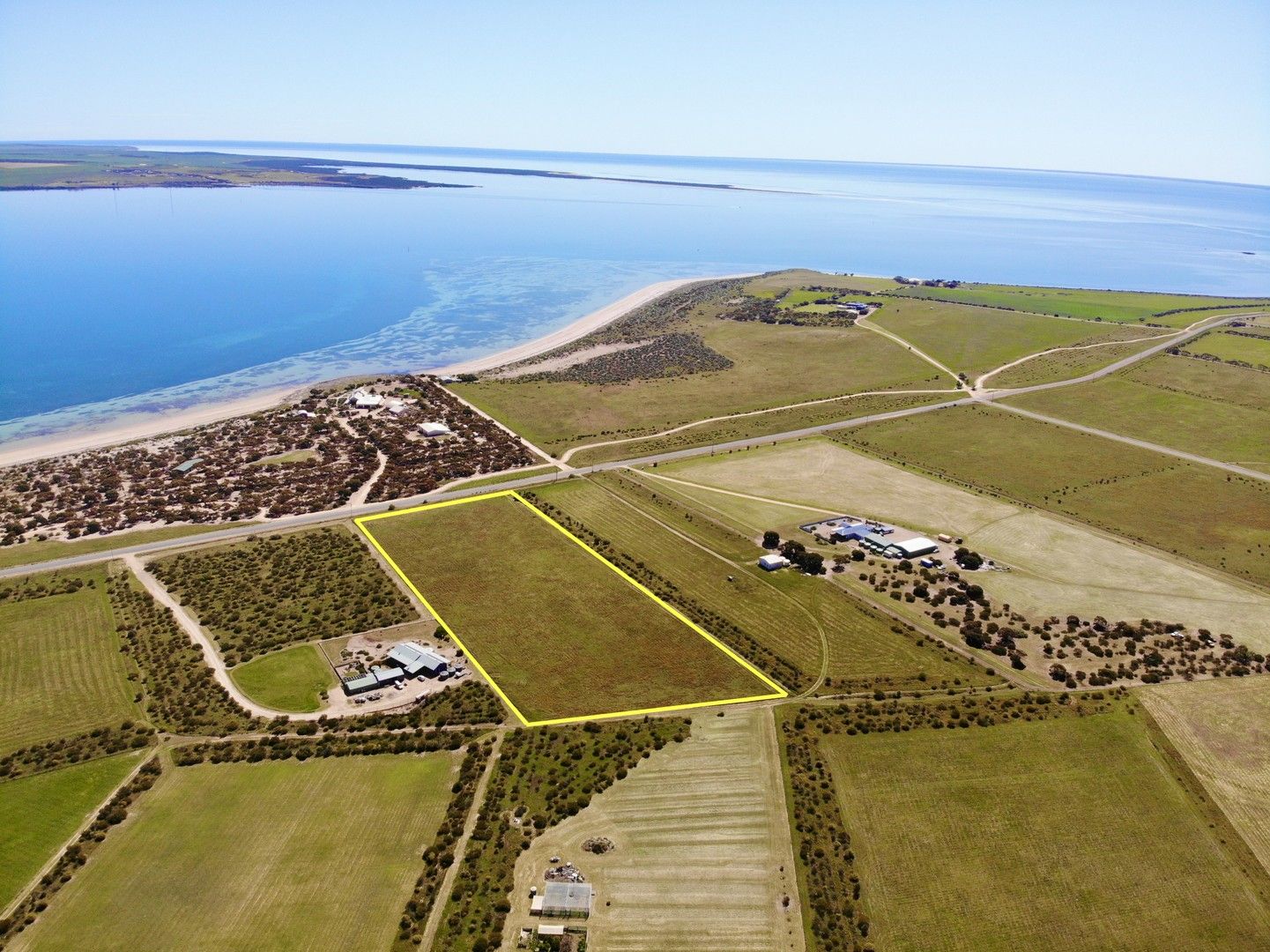 New land in 22 Little Islands Road, STREAKY BAY SA, 5680