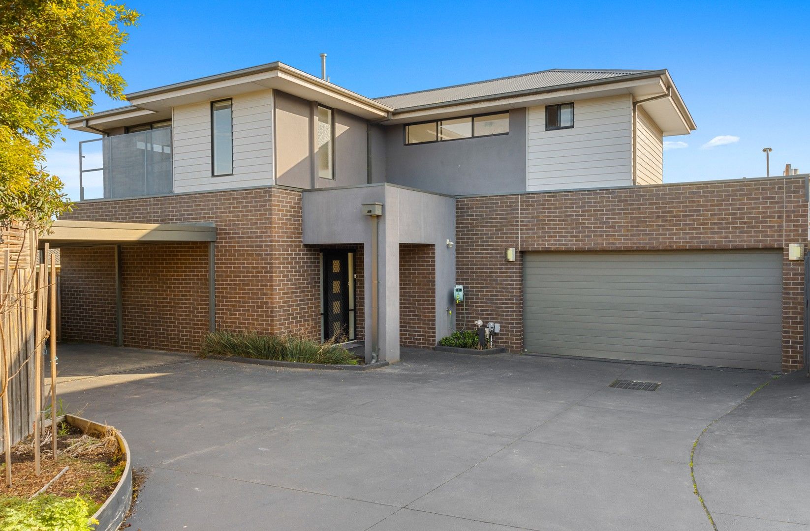 2/1 Giselle Avenue, Wantirna South VIC 3152, Image 0