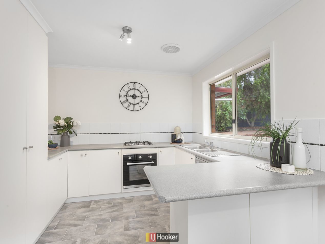 27 Warabin Crescent, Ngunnawal ACT 2913, Image 1