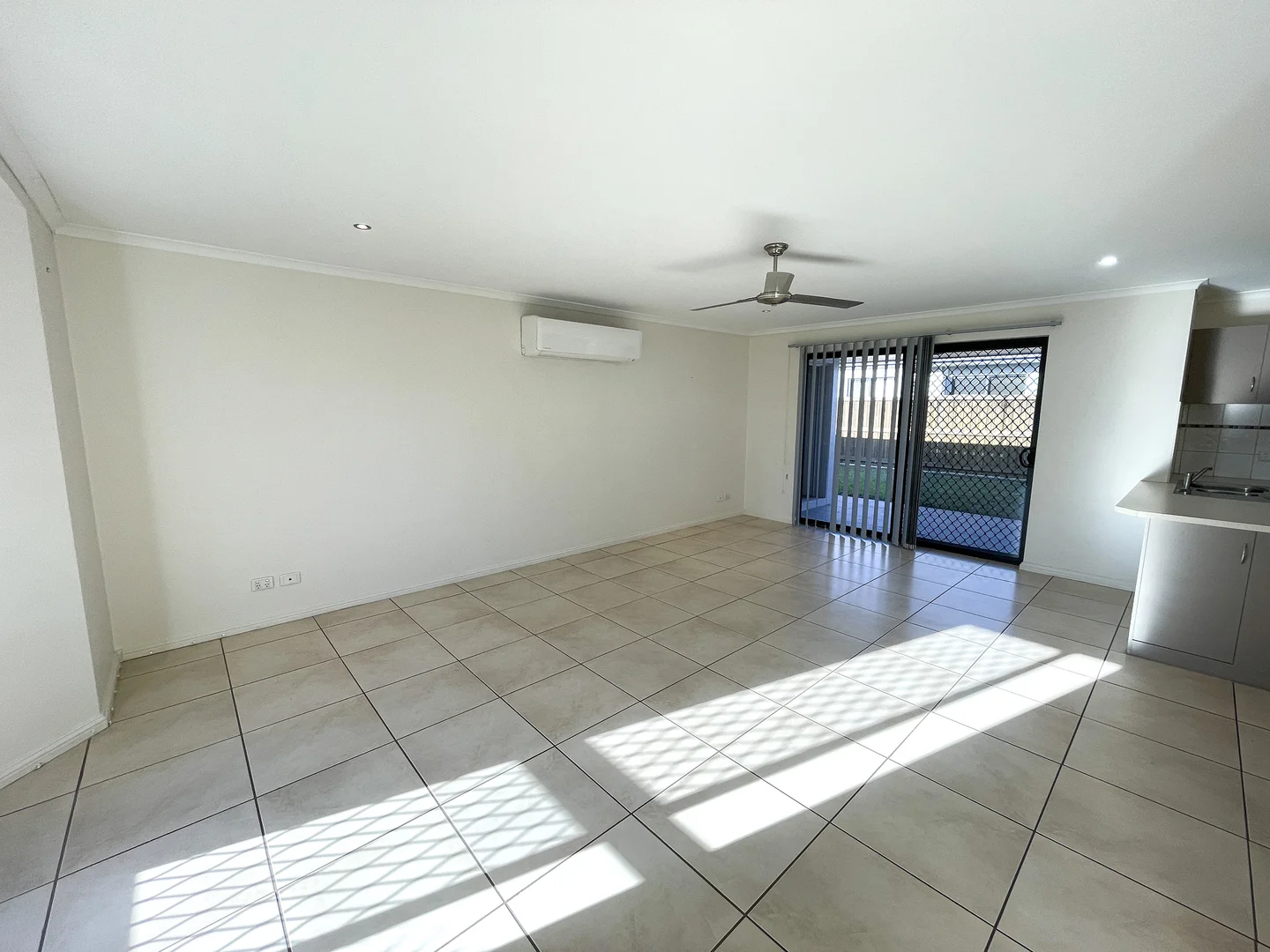 Additional image 2 of 2/18 Hillview Place, Bowen QLD 4805