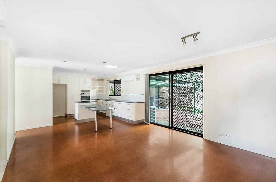 18 Minstrel Street, Kallangur QLD 4503 House For Rent 470 Domain