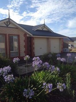 4 bedrooms House in 11 Jensen Avenue WHYALLA JENKINS SA, 5609