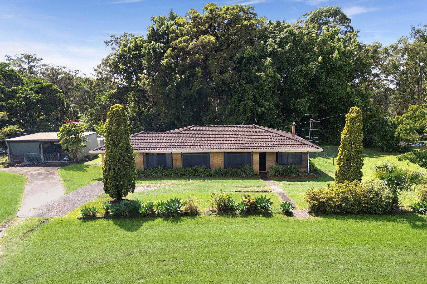 22 Smiths Road, Emerald Beach NSW 2456, Image 0