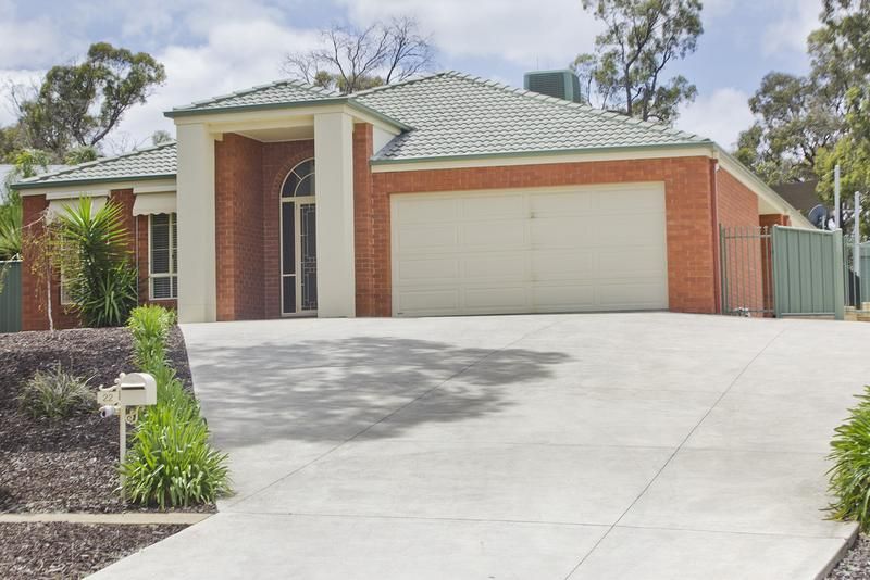 22 Aspera Way, KANGAROO FLAT VIC 3555, Image 0