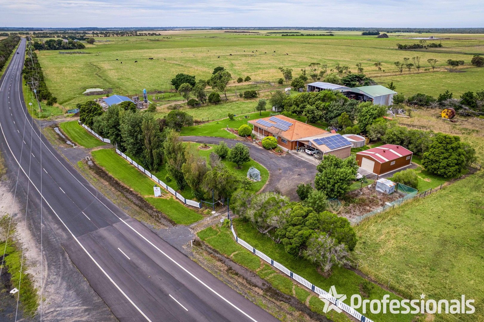 7618 South Gippsland Highway, Gelliondale VIC 3971, Image 0