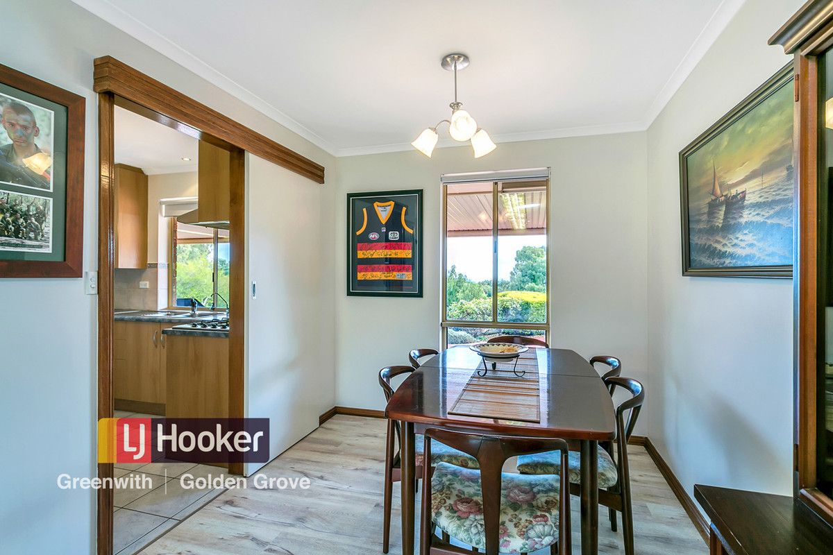 18 Celadon Court, Wynn Vale SA 5127, Image 2