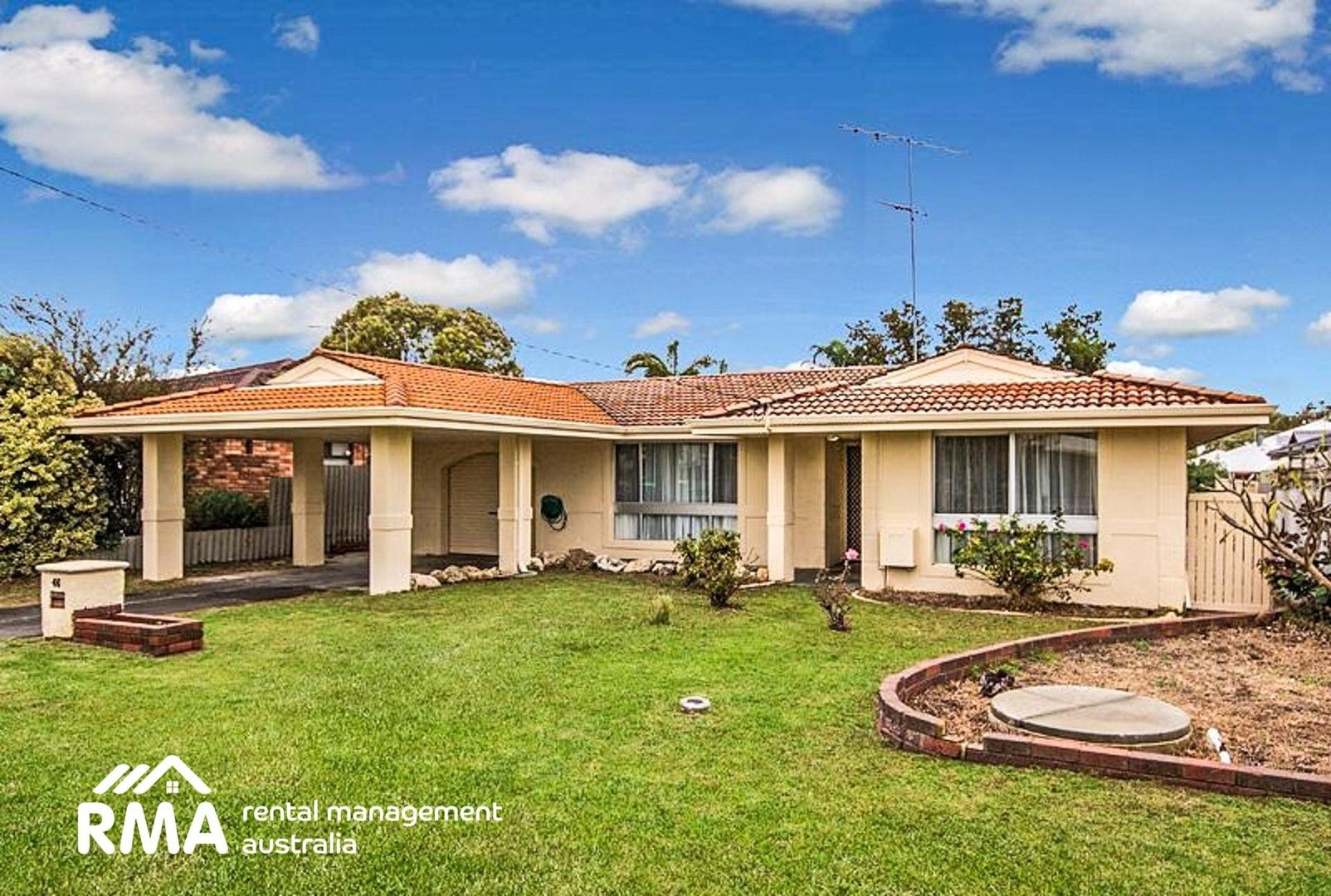 4 bedrooms House in 46 Hartland Way WARNBRO WA, 6169