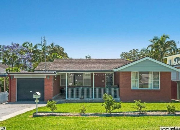 8 Lakewood Avenue, Green Point NSW 2251