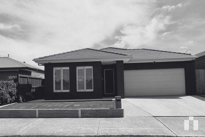 Picture of 22 Golf Links Drive, BEVERIDGE VIC 3753
