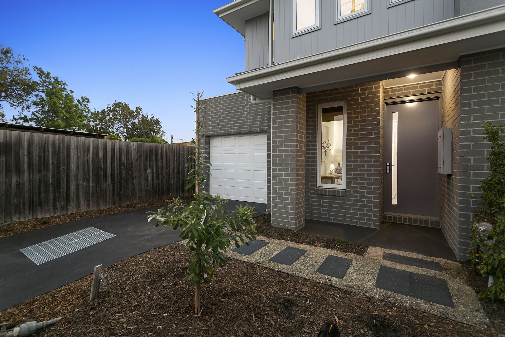 2/2A Scotch Parade, Chelsea VIC 3196, Image 2