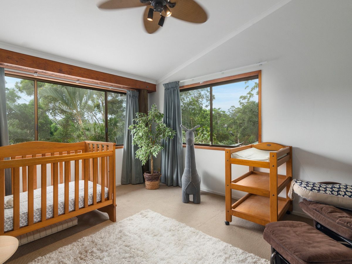 11 Walsh Street, Currumbin QLD 4223, Image 2