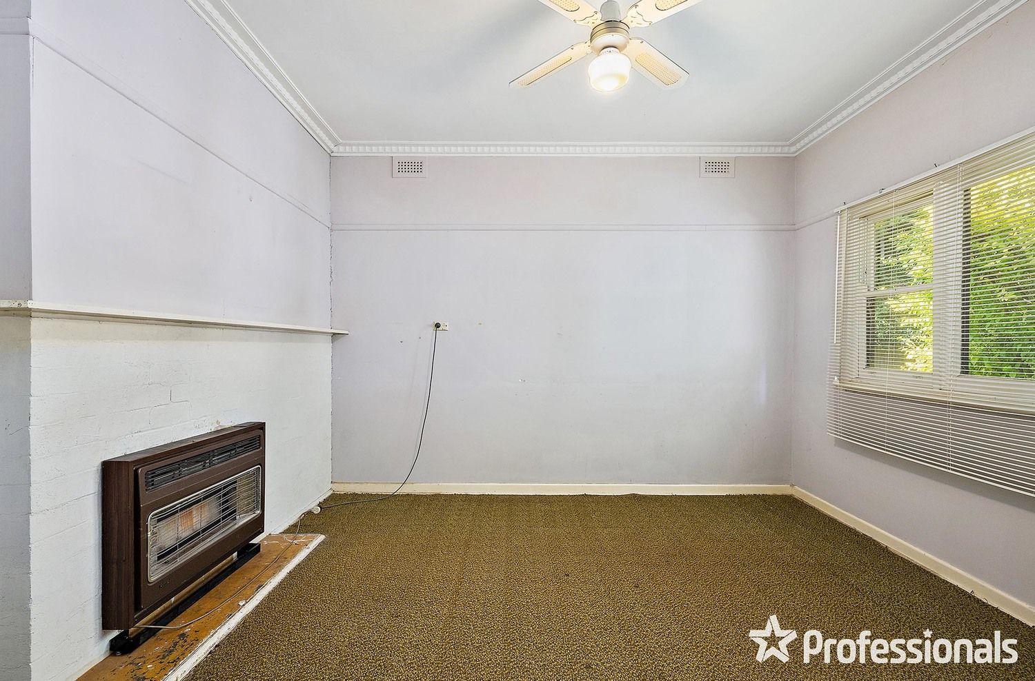 30 Jesmond Road, Croydon VIC 3136, Image 2