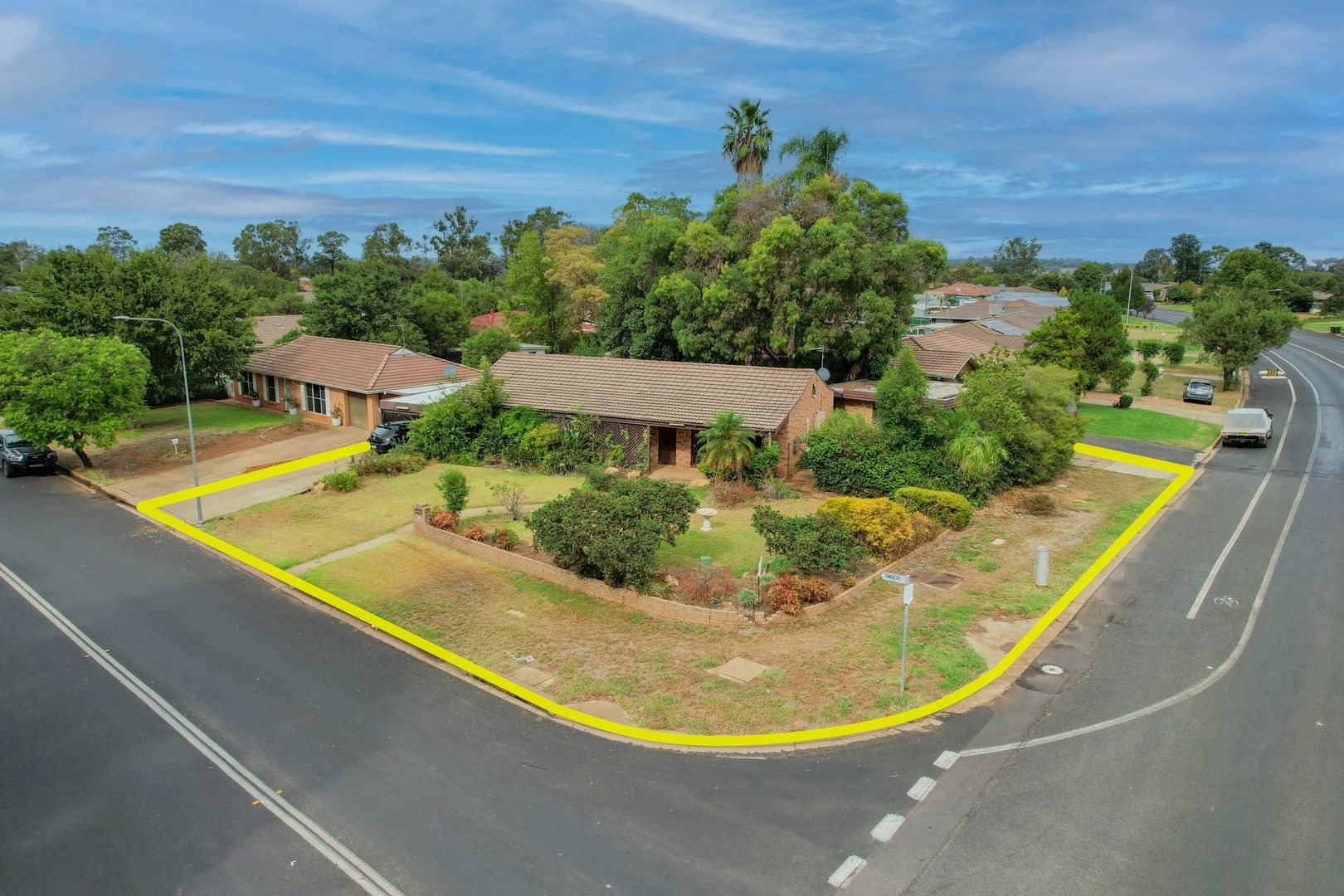 4 bedrooms House in 1 Timberi Drive DUBBO NSW, 2830