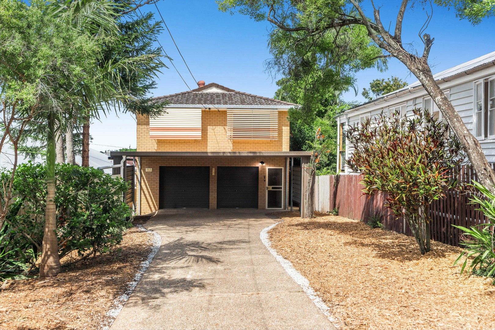 3 bedrooms House in 18 Tangorin Street WYNNUM QLD, 4178