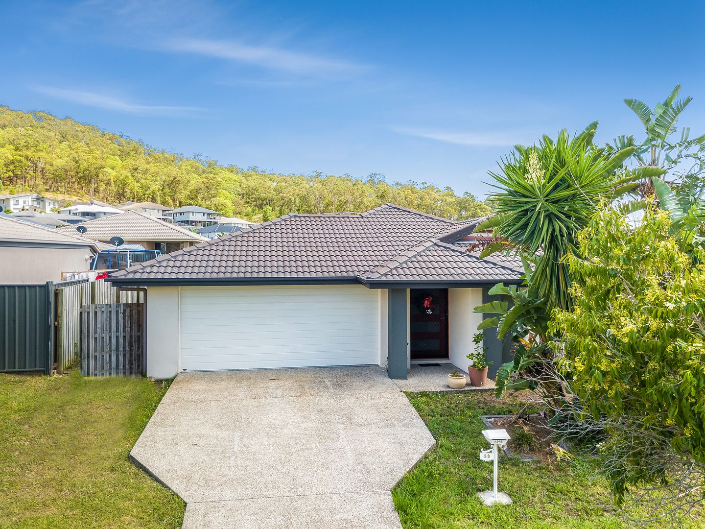 33 Sunridge Circuit, Bahrs Scrub QLD 4207