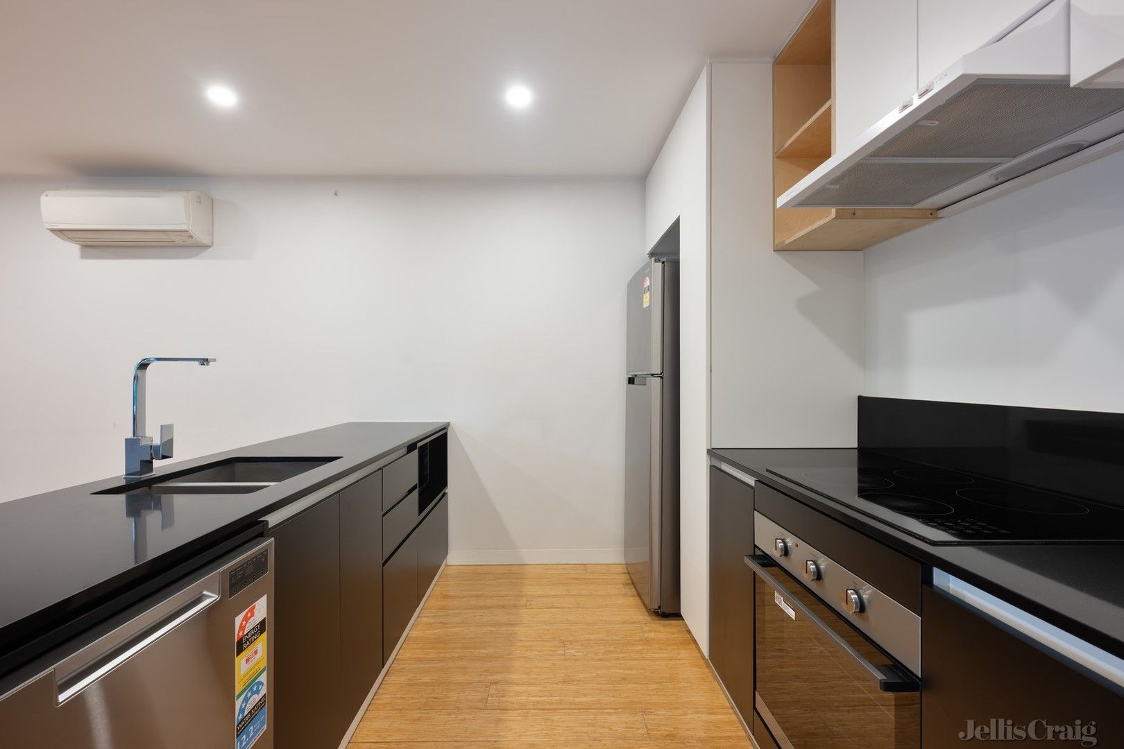 2 bedrooms Apartment / Unit / Flat in 1/1 Lygon Street BRUNSWICK VIC, 3056