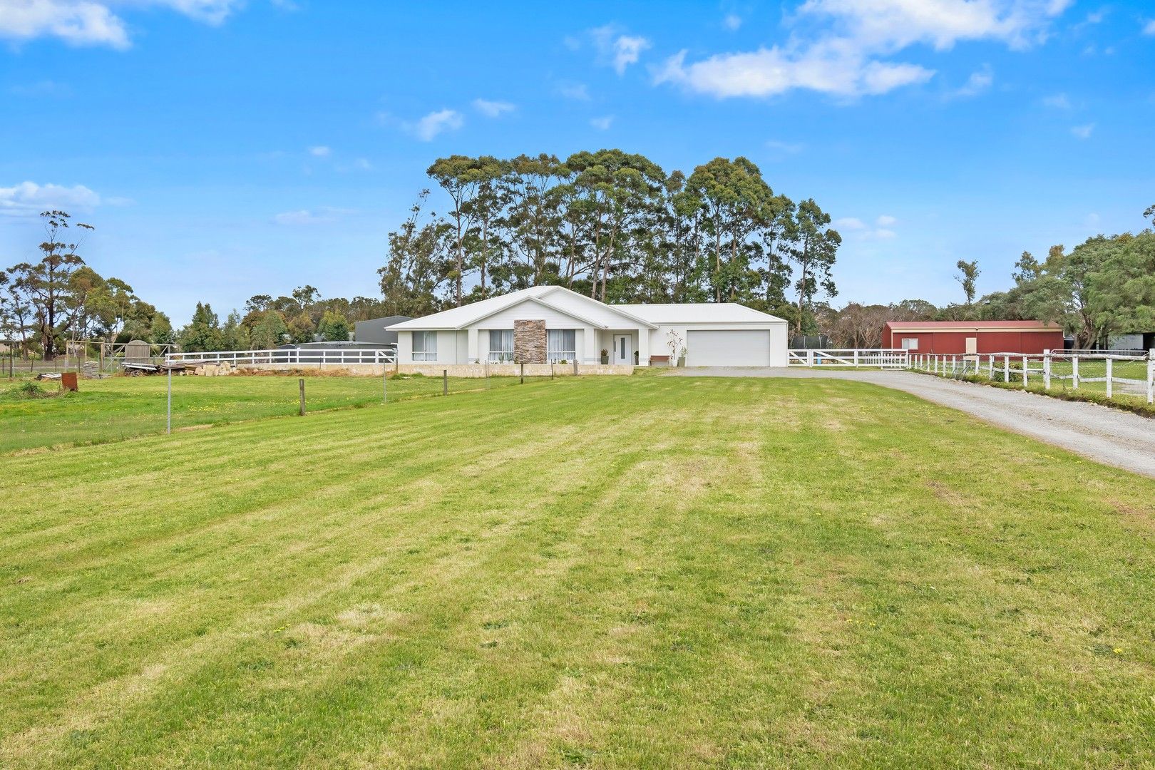 4 bedrooms House in 11 Morgan Place MCKAIL WA, 6330