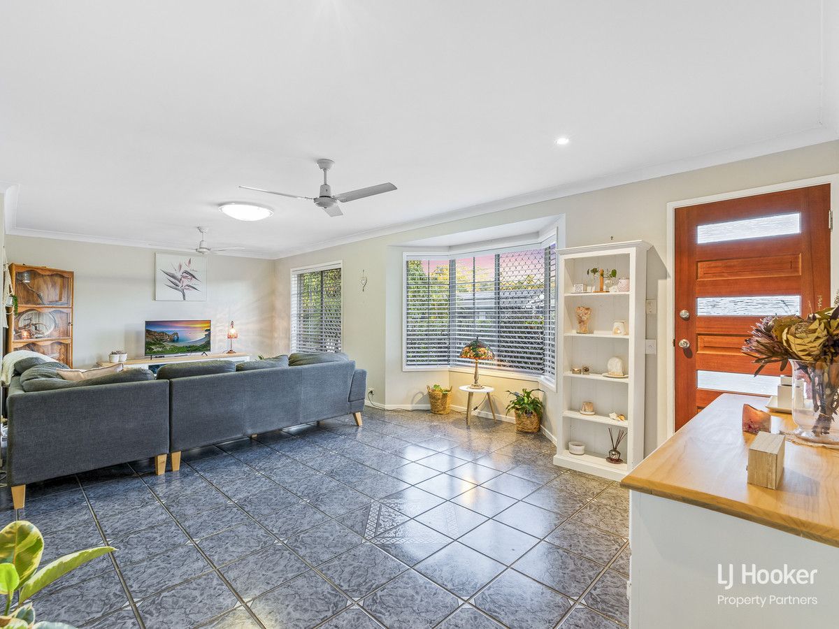 48 Centaurus Crescent, Regents Park QLD 4118, Image 2