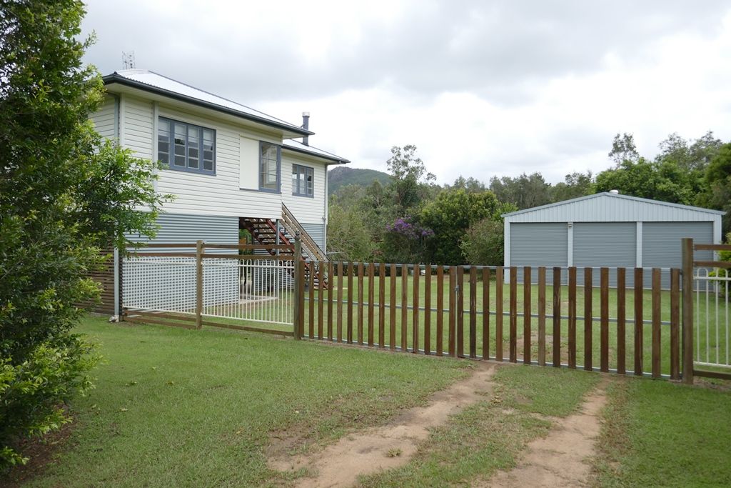 35 Hillside Road, Glass House Mountains QLD 4518, Image 1