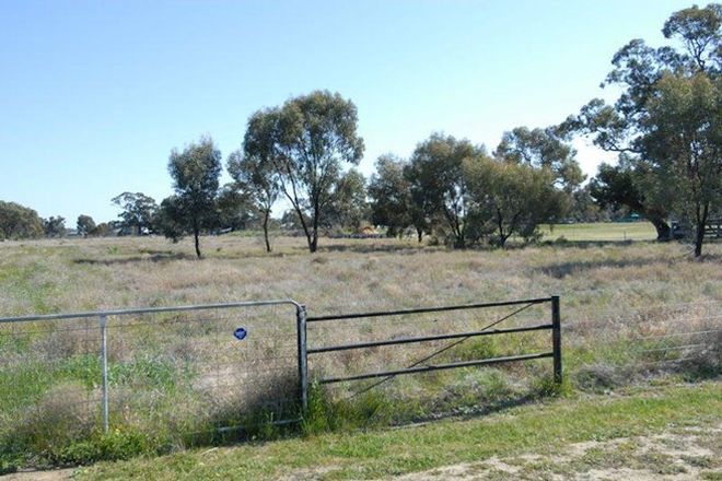 Picture of 646 Ochtertyre Street, DENILIQUIN NSW 2710