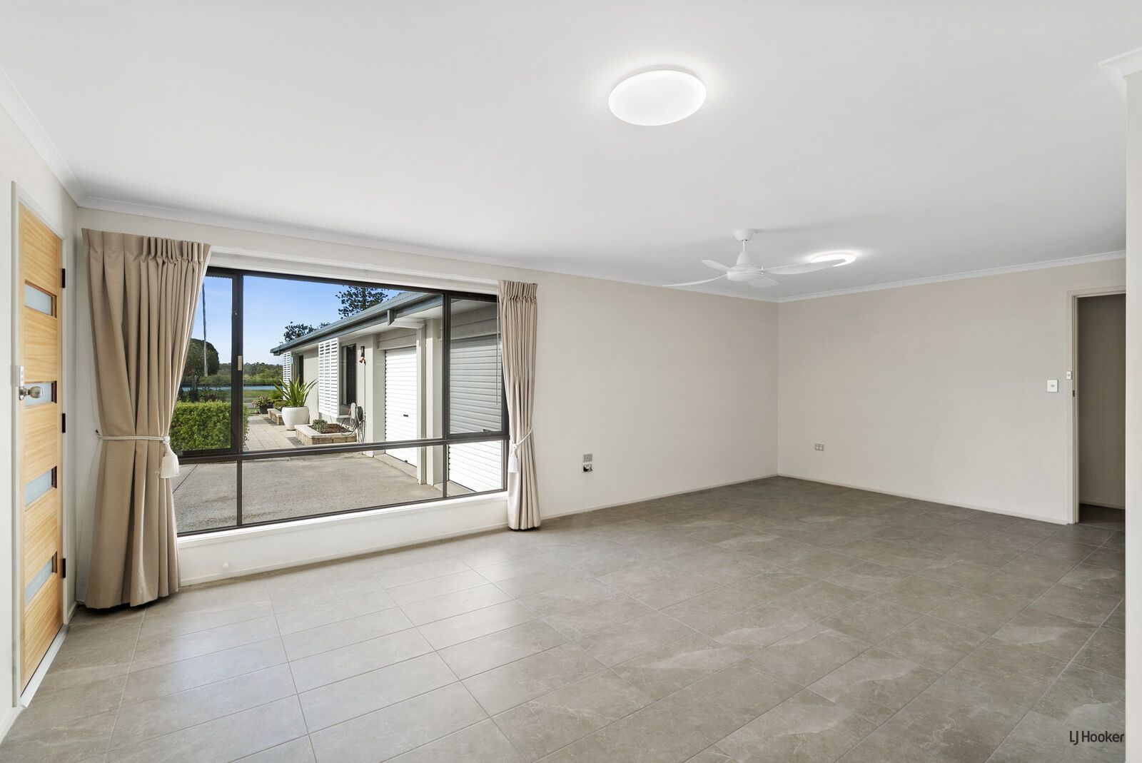 2/62 Keith Compton Drive, Tweed Heads NSW 2485 Duplex For Rent Domain