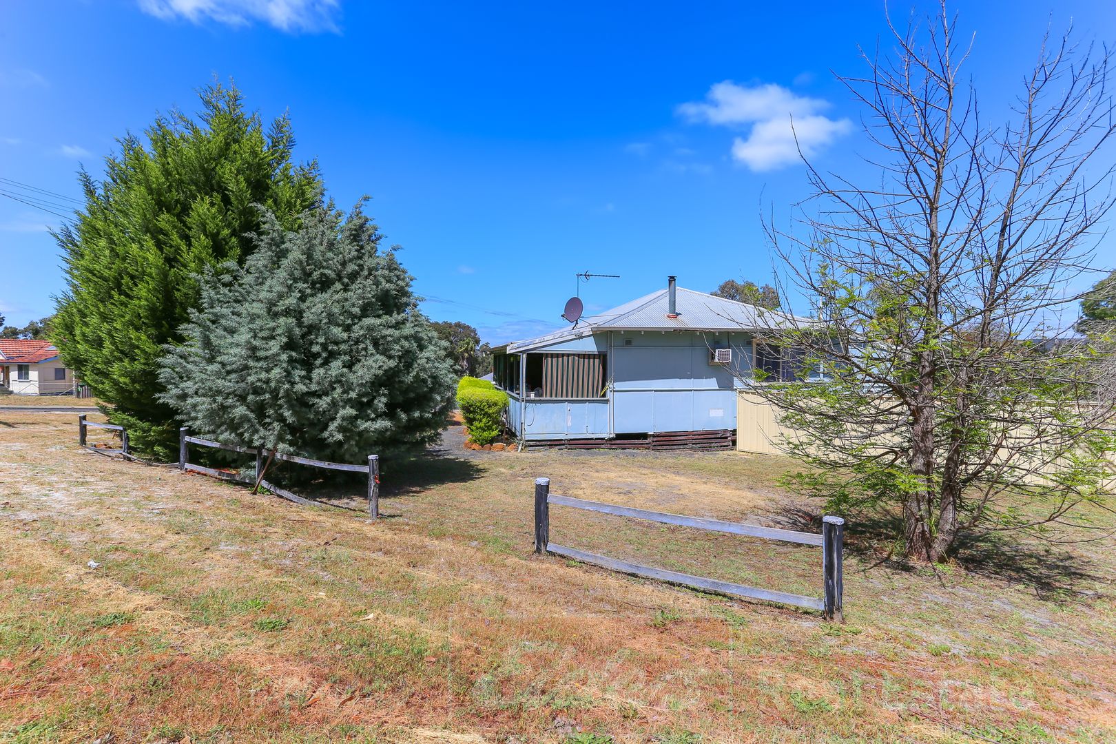 15 Cable Street, Collie WA 6225, Image 2