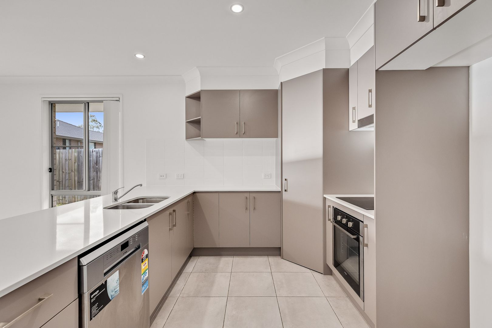 4 Amanda Place, Helidon QLD 4344 House For Rent 485 Domain