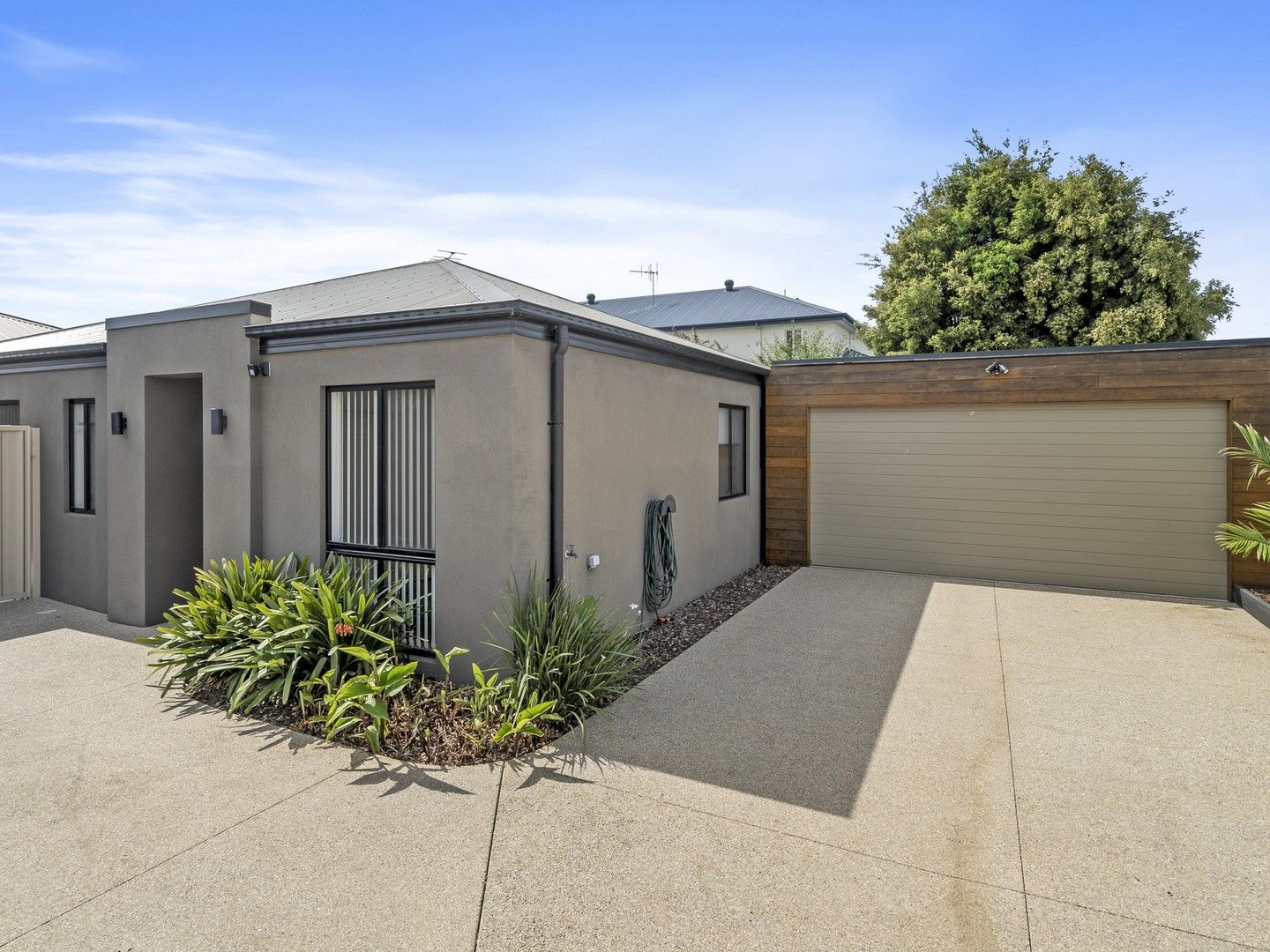 2/14 Parsons Crescent, Yarrawonga VIC 3730, Image 0