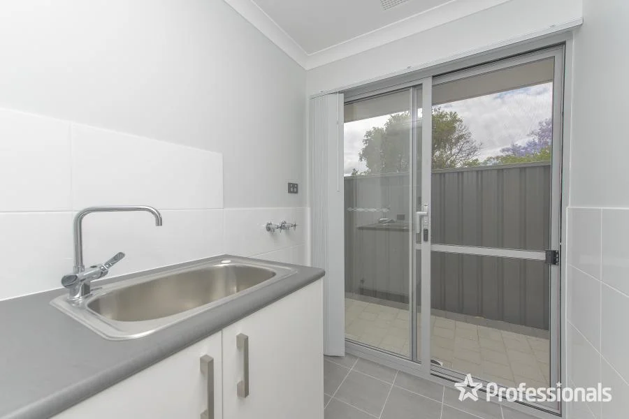 Additional image 31 of 57a Alderley Square, Wilson WA 6107