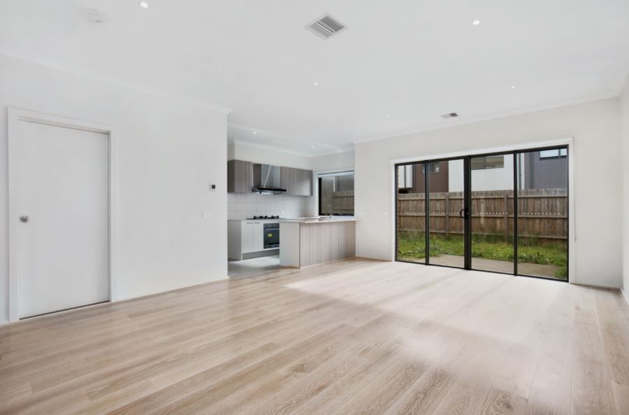 5 Garden Place, Notting Hill VIC 3168, Image 1