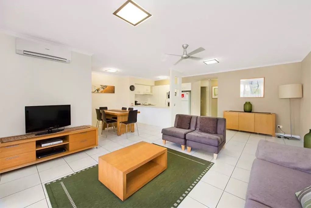 48/10 Alexandra Avenue, Mermaid Beach QLD 4218, Image 2