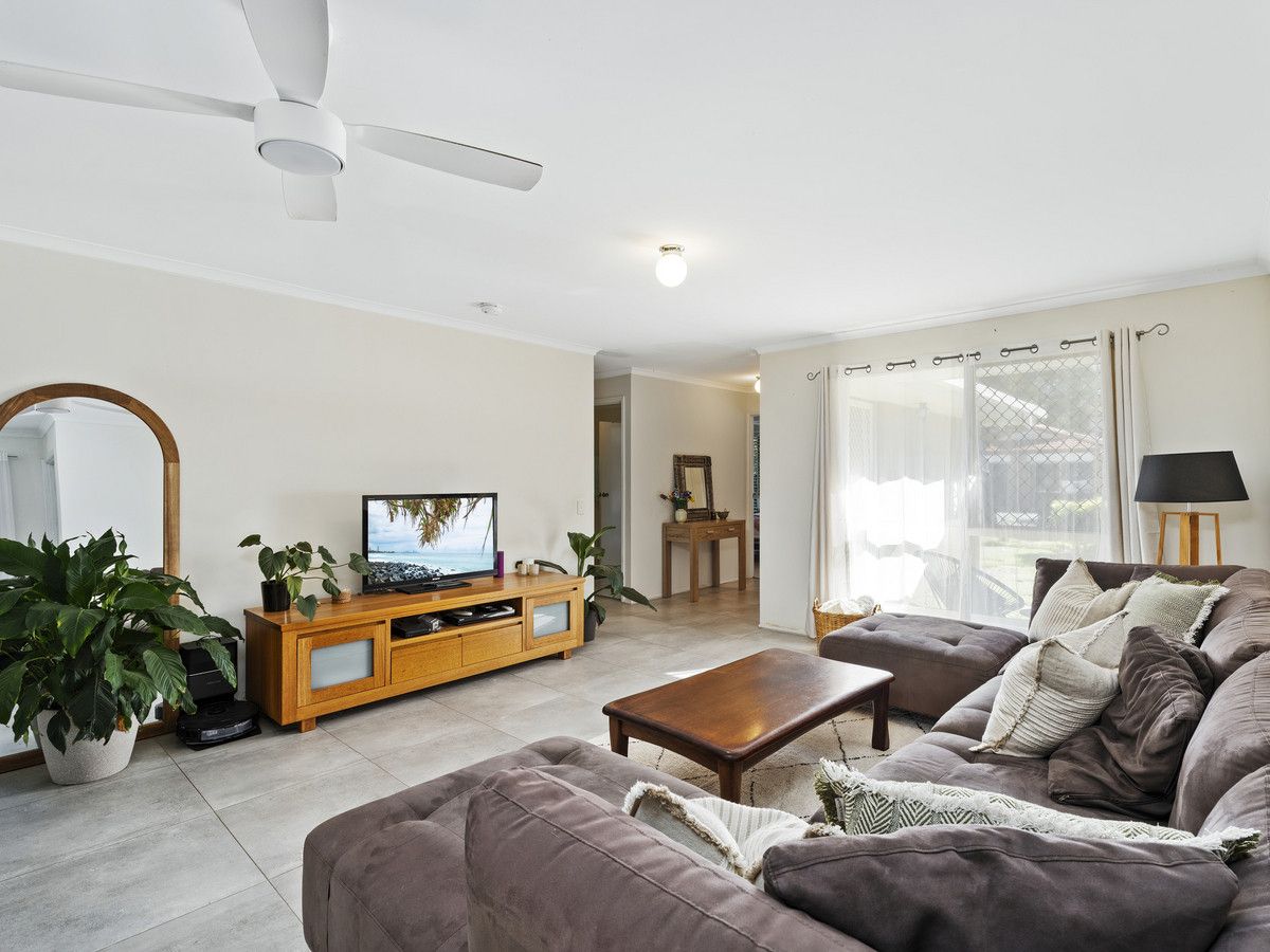 16 Souter Street, Nerang QLD 4211, Image 2