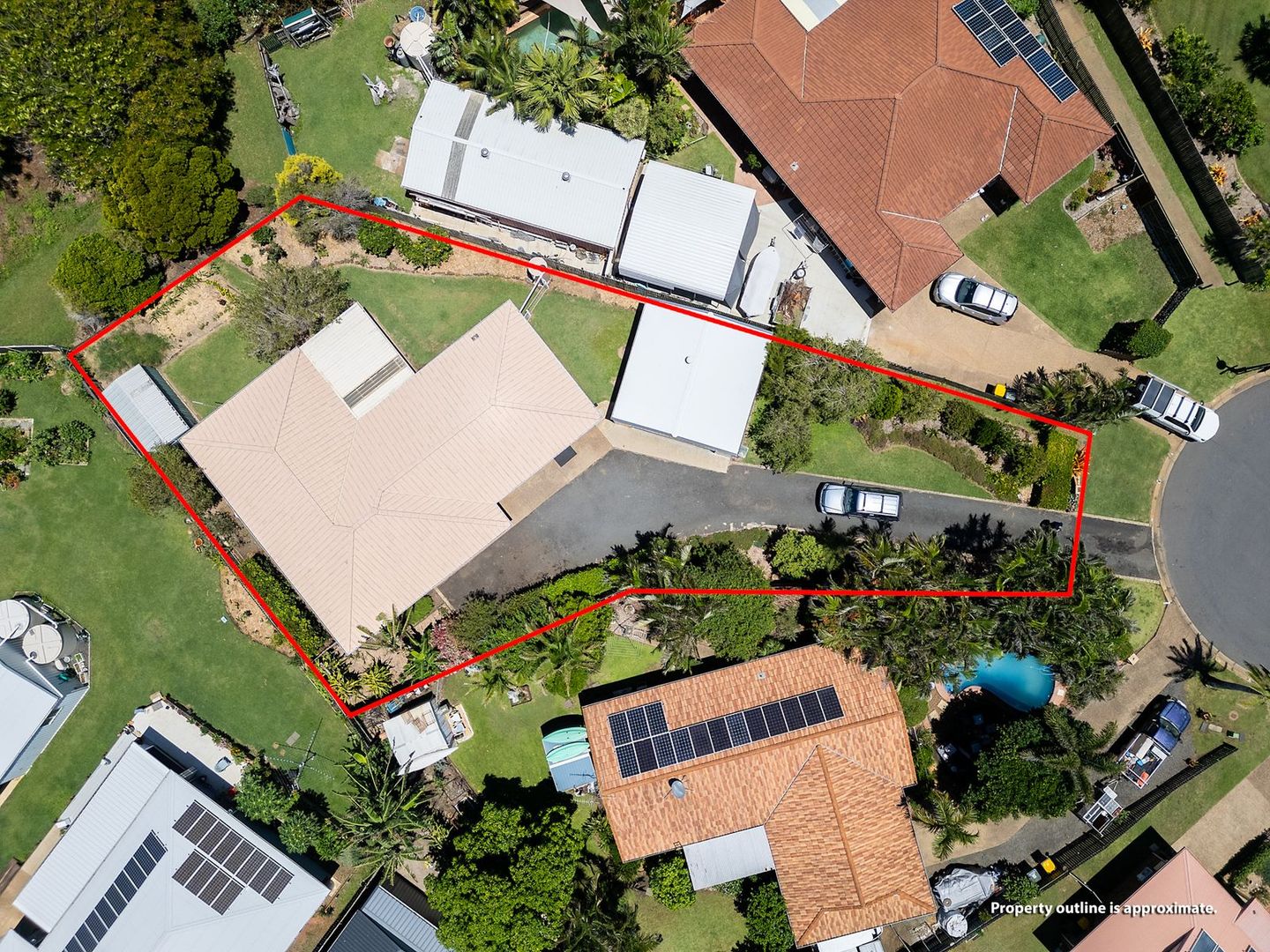 4 Majestic Place, Coral Cove QLD 4670, Image 2