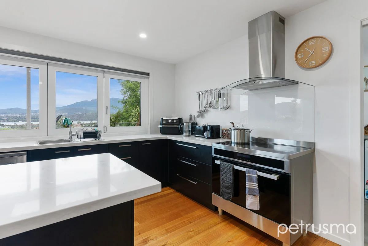 Additional image 5 of 26 Malunna Road, Lindisfarne TAS 7015