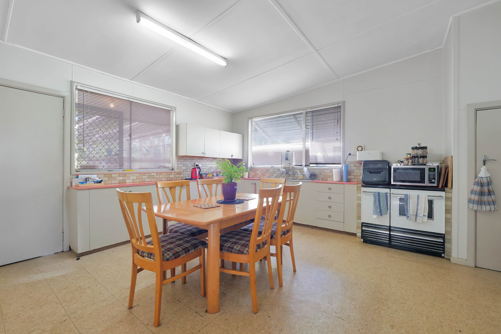 86 Westbourne Ave, Thirlmere NSW 2572, Image 1