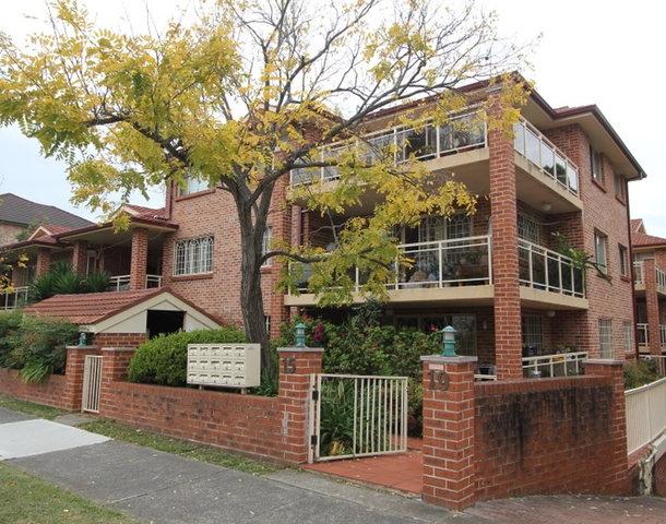 2/15-19 Wright Street, Hurstville NSW 2220